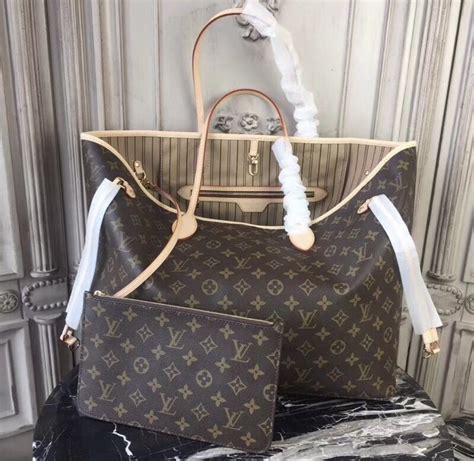 louis vuitton torebka biała|louis vuitton monogram black.